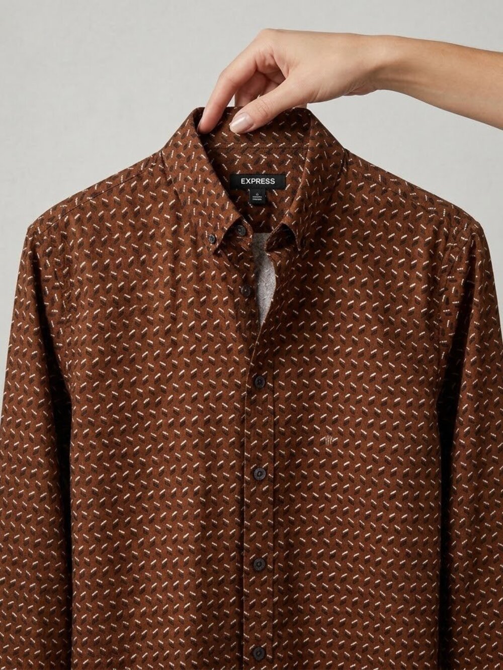 Express Men's Geometric Pattern Button-Down Shirt - Picture 7 of 9